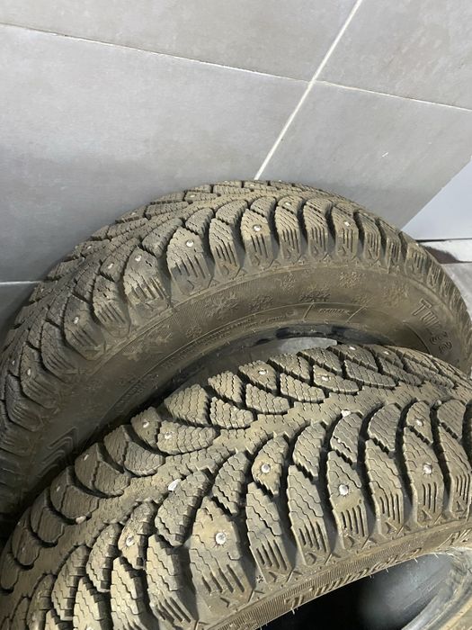 Продам шины на р13 зима комплект