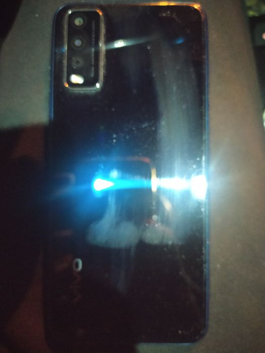 Продам телефон VIVO