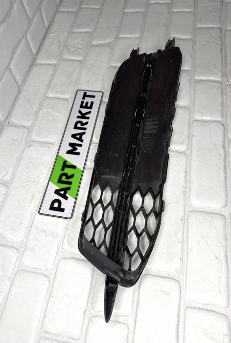 Дясна решетка AUDI A6 C7 S Line 4G0807682D 4G0807682J