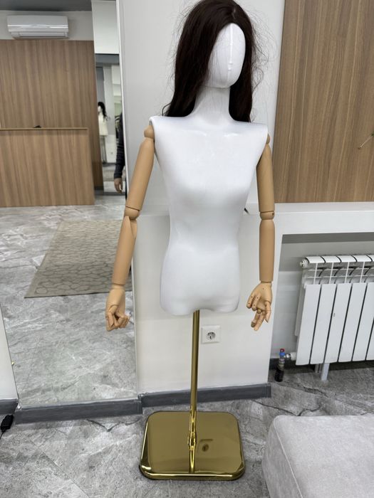 Продаются Маникены новые