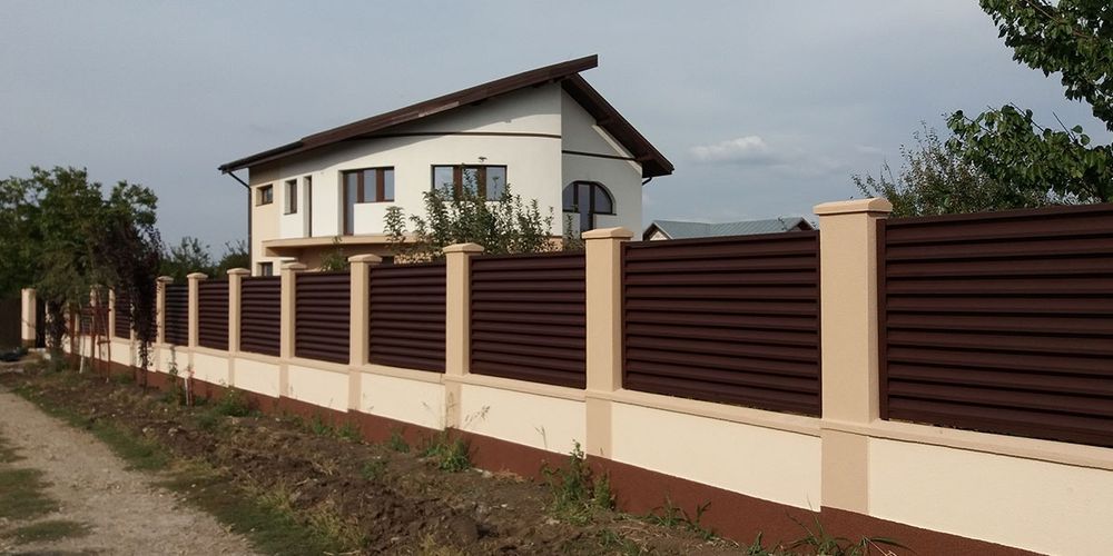 Construim garduri și porți exact după cerințele dumneavoastră (cu sau