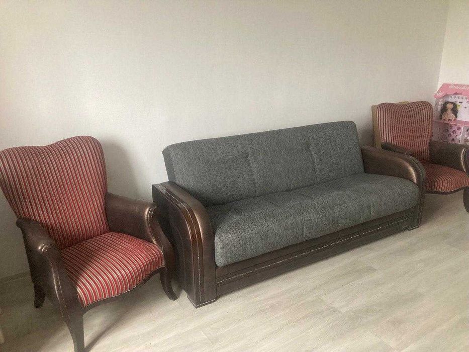 Продам диван с 2 креслами
