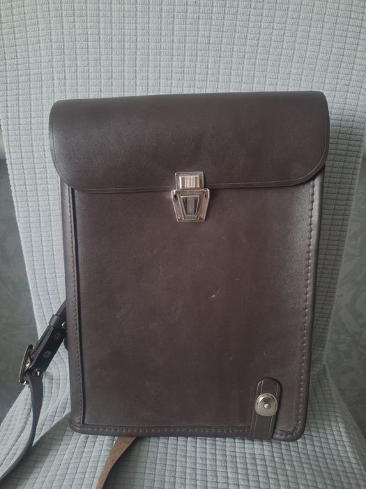 Военный бушлат и планшет