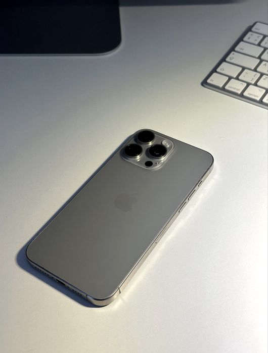 Айфон 15 про макс