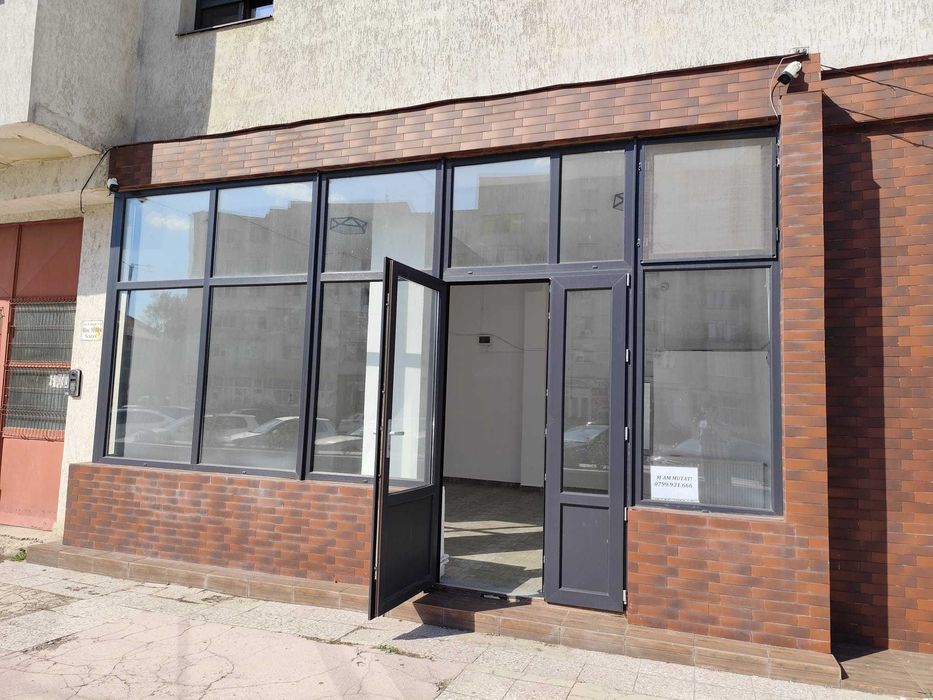 Ofer spre inchiriere spatiu comercial - Bd.M.Basarab, Bl.MB14