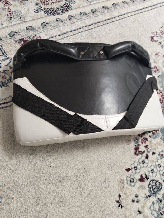 Продам снаряжение для тхэквондо