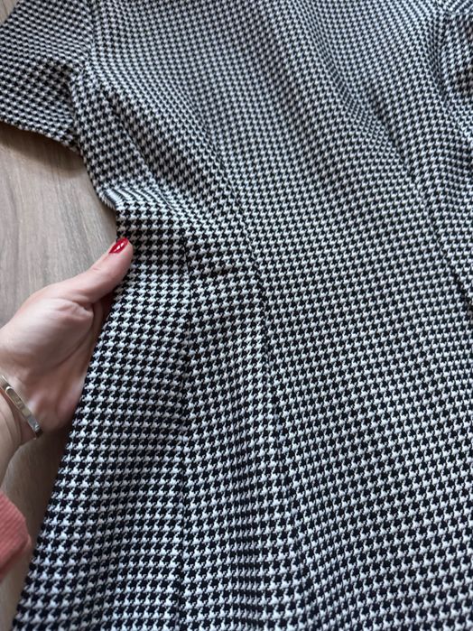 Дамска рокля. Zara. Xs