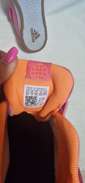 Детски маратонки номер 35, 5 и 36 Адидас и Найк