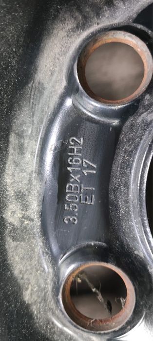 На 16  5/112 Мерс Ауди