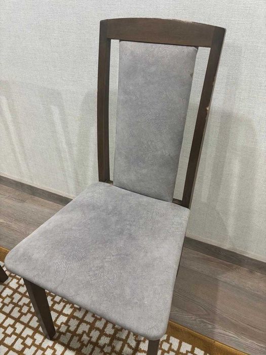 Продам стулья деревянные