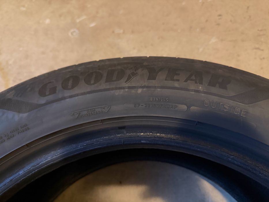 Anvelope/cauciucuri vara 225 55 17 Goodyear  DOT2025