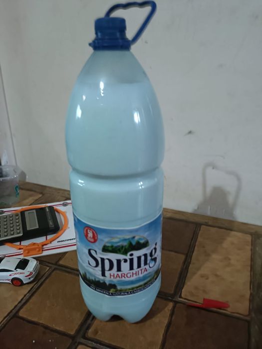 Vând lapte de capra