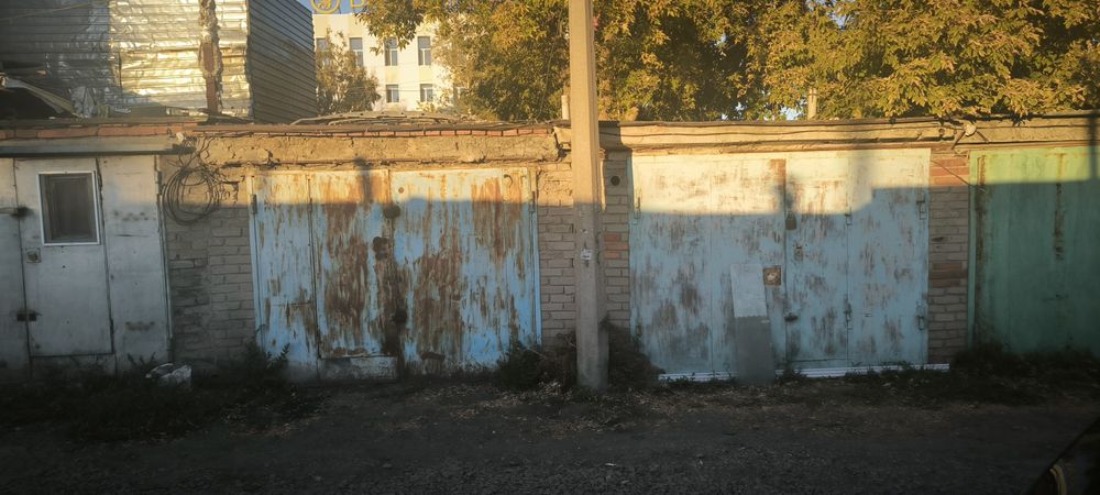 Два гаража по Лермонтова