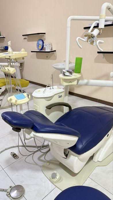 Стоматологическое кресло