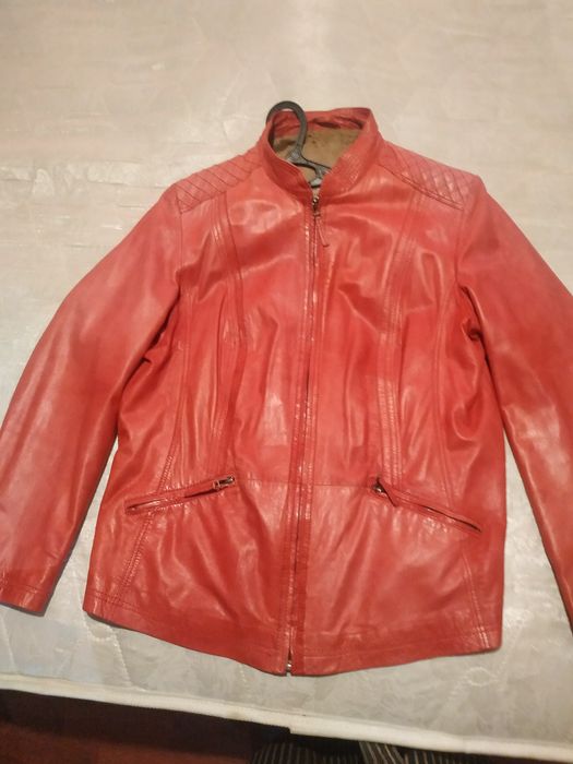 Кожаная куртка р 50-52