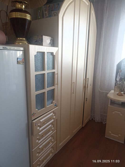 Спальный гарнитур