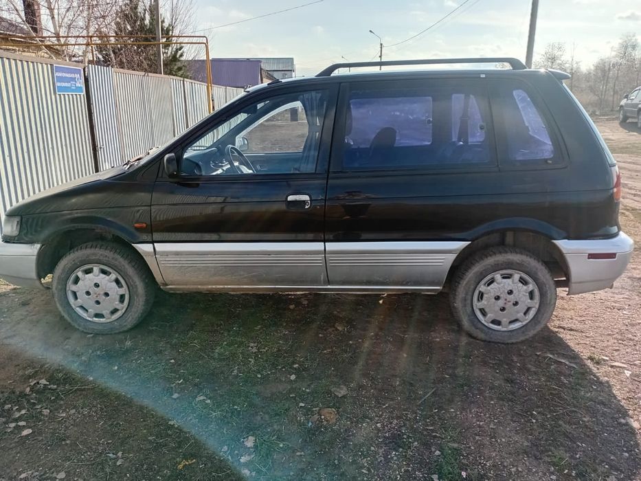 Продам машину митсубиси