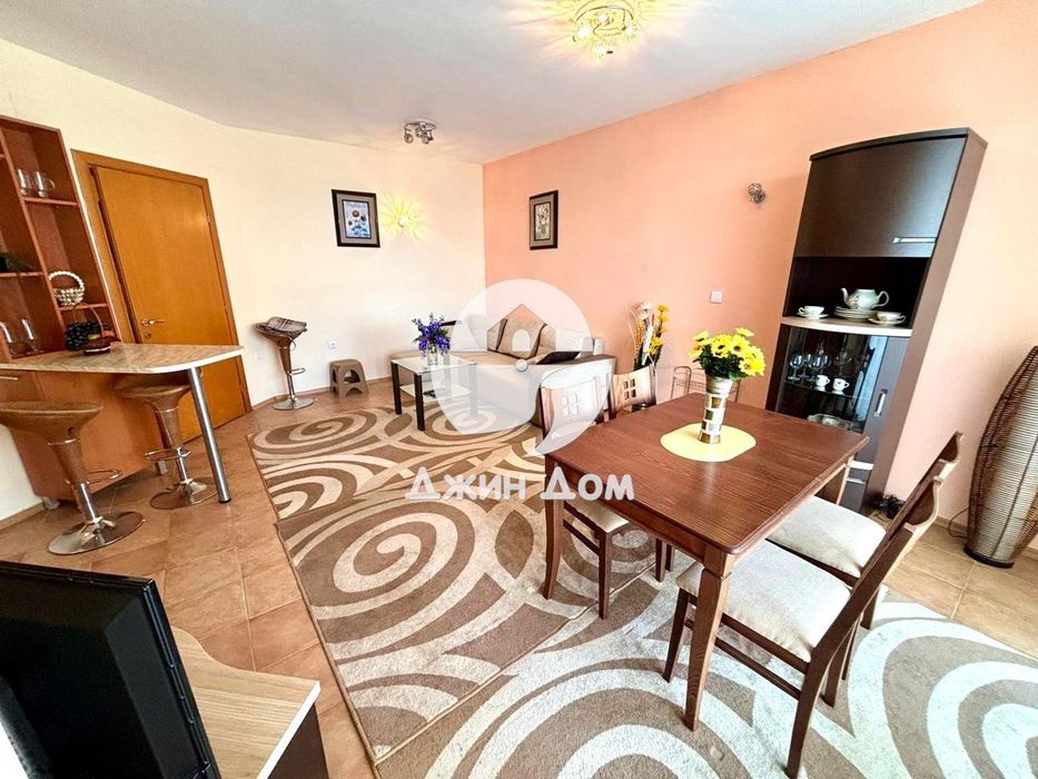 Продава се Двустаен апартамент в Свети Влас - 80 кв.м за 1375 €/кв.м - Снимка #3