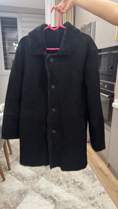 Продается мужской новый дубленка из натуральной овчины шерсти