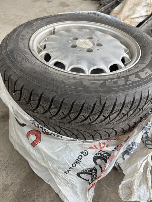 Шины с дисками на мерседес