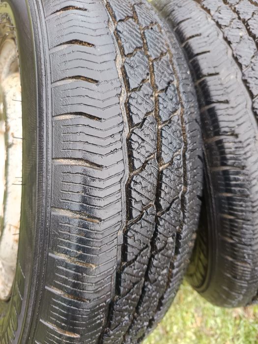 Anvelope iarna 175/70 r14c