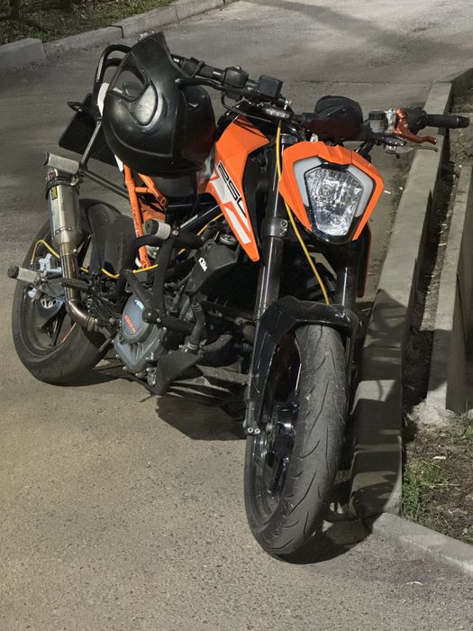 Ktm duke 390 stunt