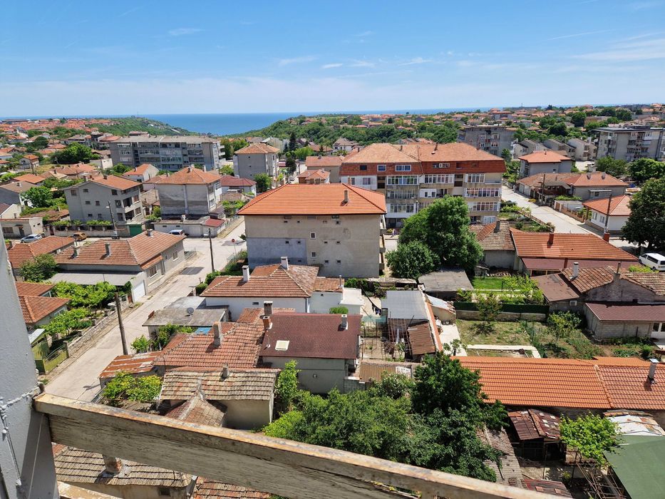 Продава се Тристаен апартамент в Каварна - 70 кв.м за 474 €/кв.м - Снимка #8