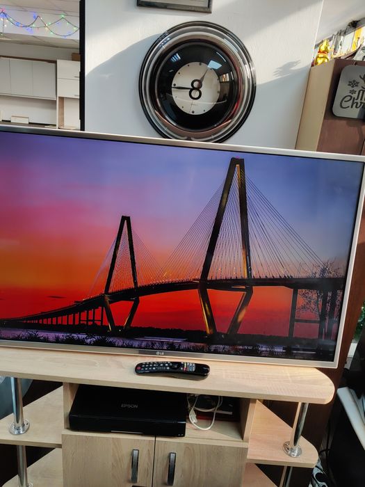 Tv LG model 43uh664-v smart