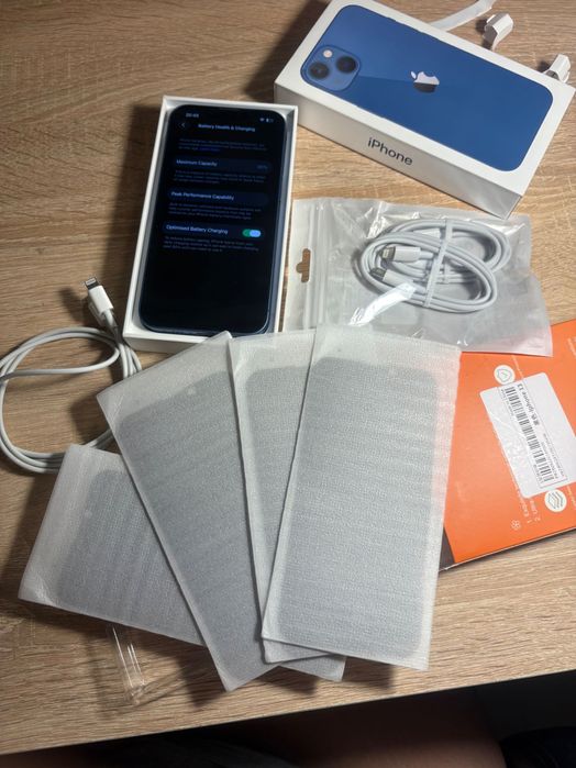 iPhone 13 с гаранция