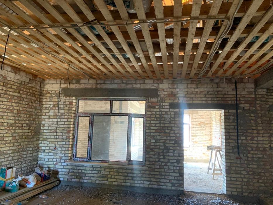 Продаю дом в черновом