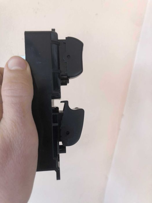 Контролен блок за ел. стъкла - Toyota Yaris I 1999-2005 - 13 пинов