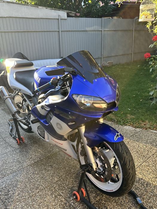 Vand yamaha r6 2000