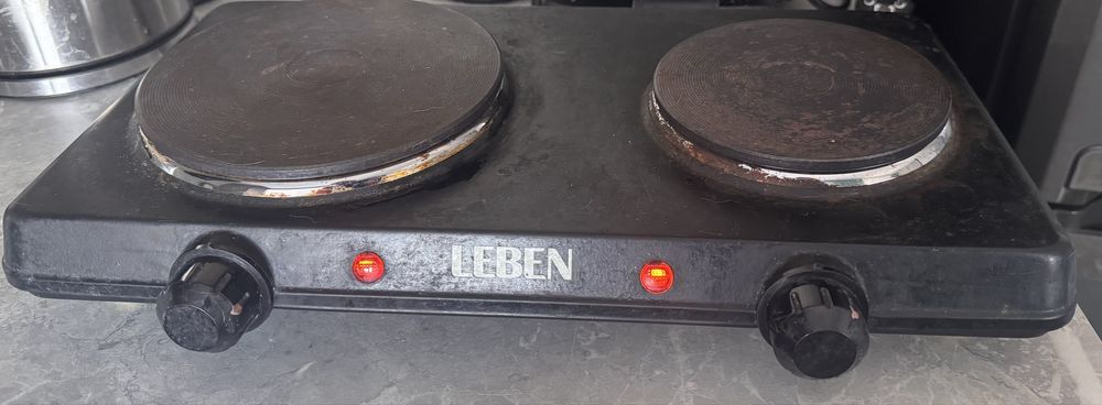 Продам электрическую плиту, 2 конфорки