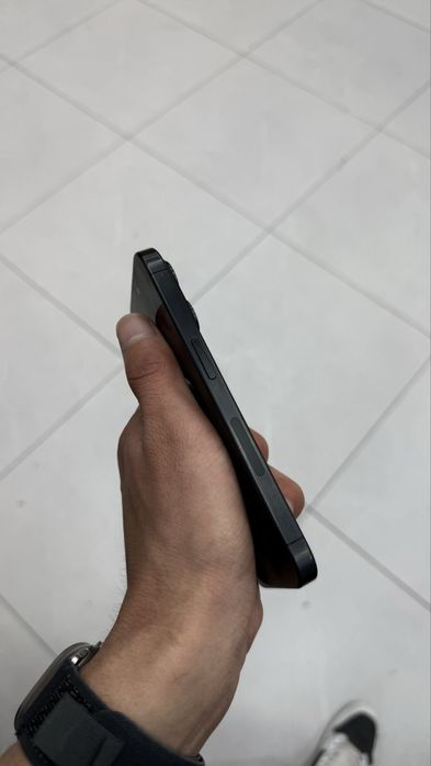 Iphone 15 pro LLA