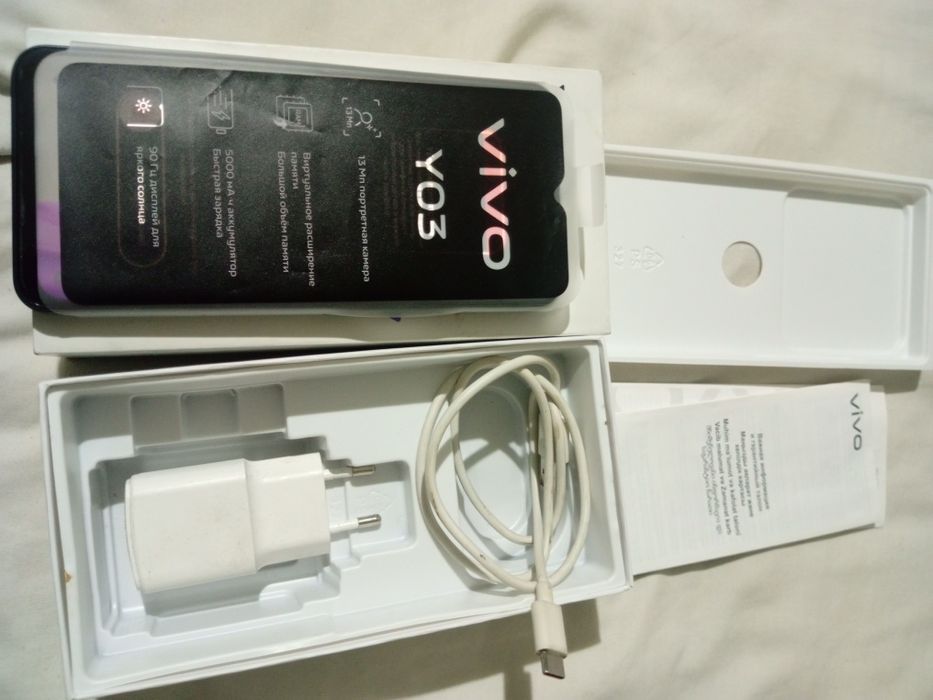 Продам телевон VIVO