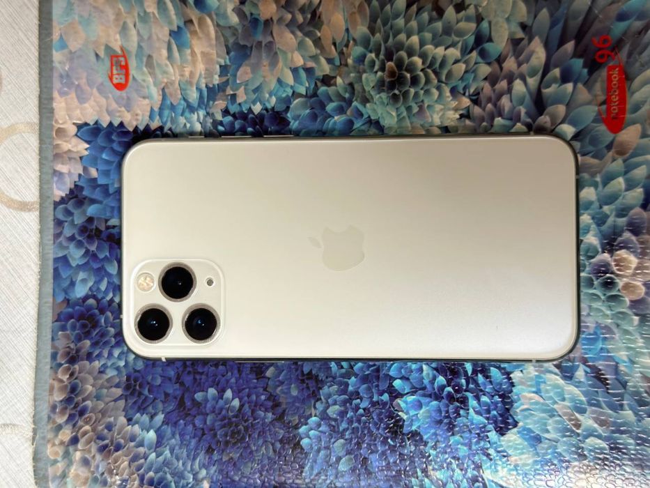 Iphone 11 pro srochna sotiladi