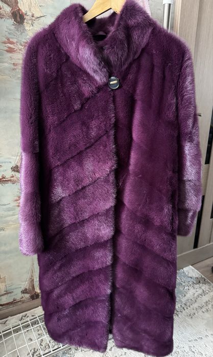 Продам норковую шубу