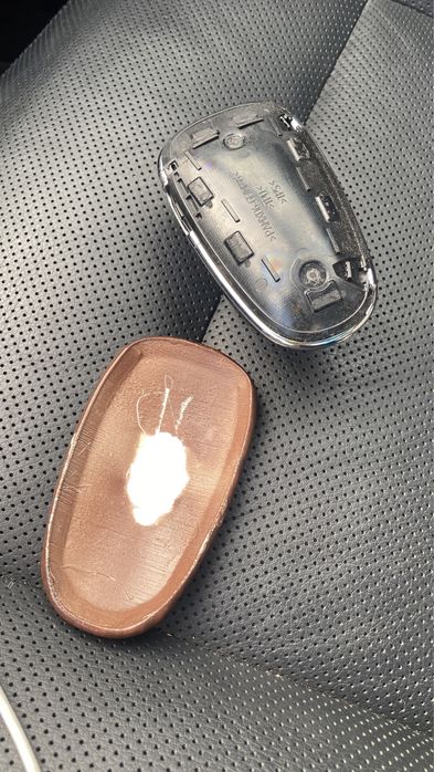 Капаче за телефон w221 s65 s63 махагон