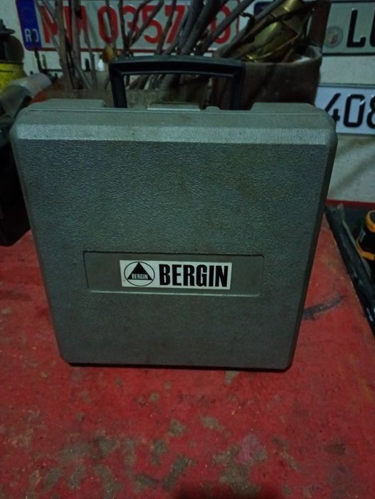 Pistol pneumatic Bergin, Germania
