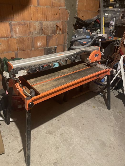 Masina gresi si marmura warning