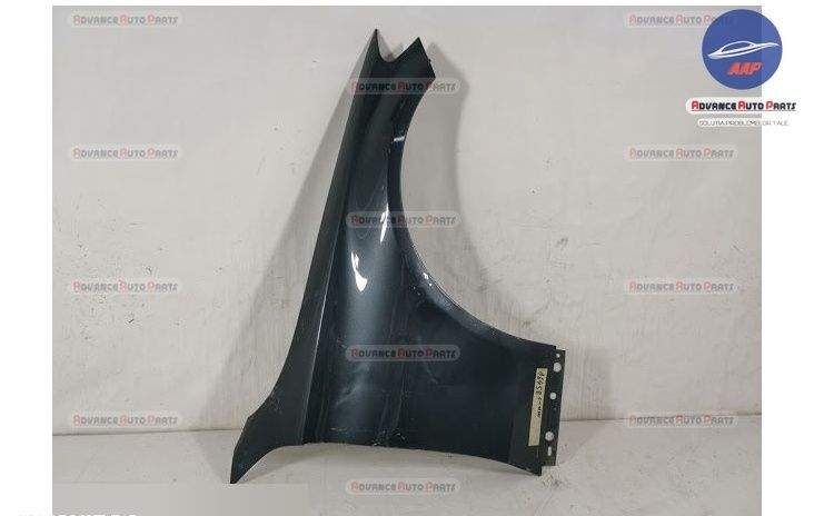 Оригинално Дясно Предно Крило за Мерцедес-Бенц / Mercedes-Benz C-Class