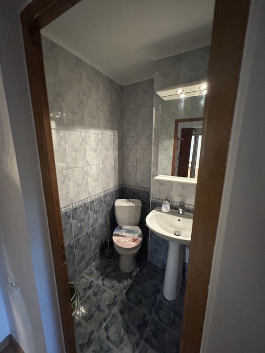 Proprietar - Apartamemt 3 camere de inchiriat , sector 4 in apropierea statiei de Metrou , fara Comision