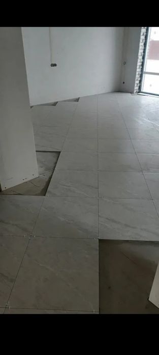 Кафельщик, укладка плитки