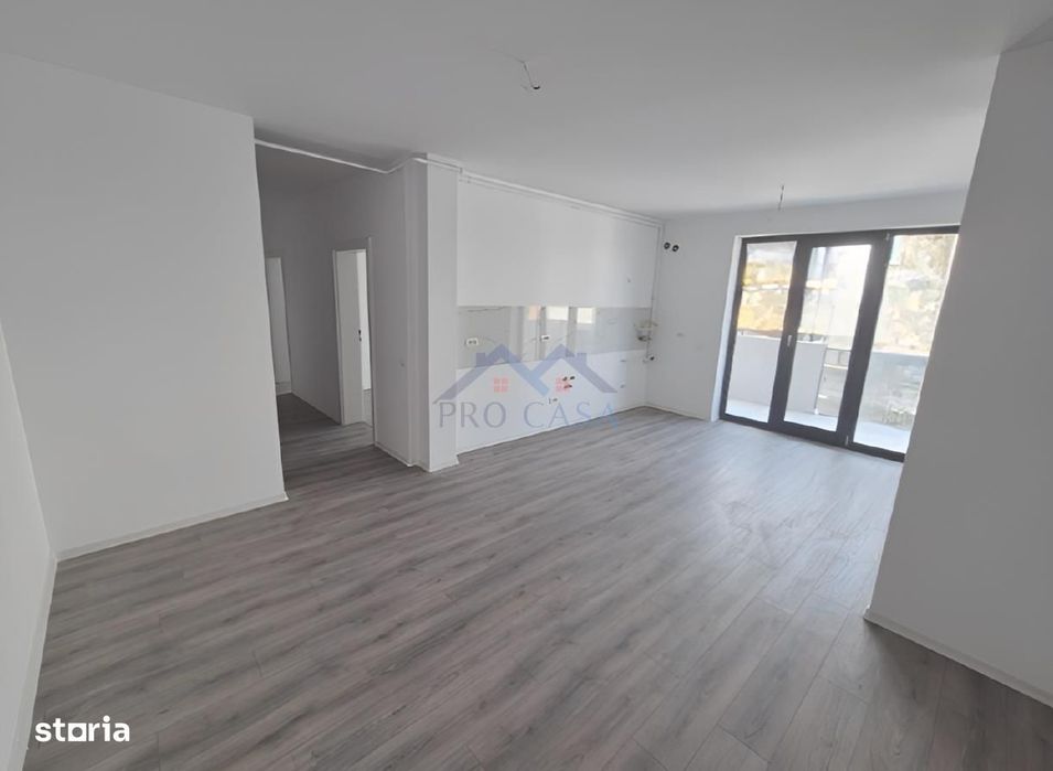Apartament cu 3 camere, bloc nou, et.1, parcare,