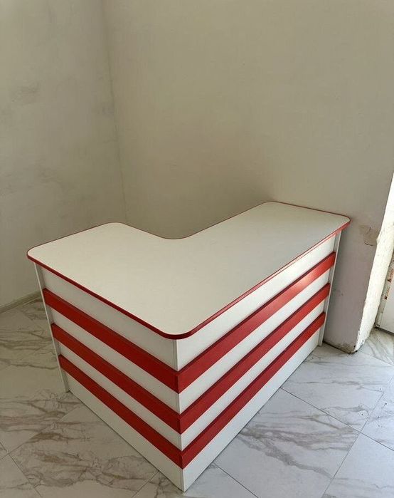 Magazin stilaj polka vitrina uchun mebel