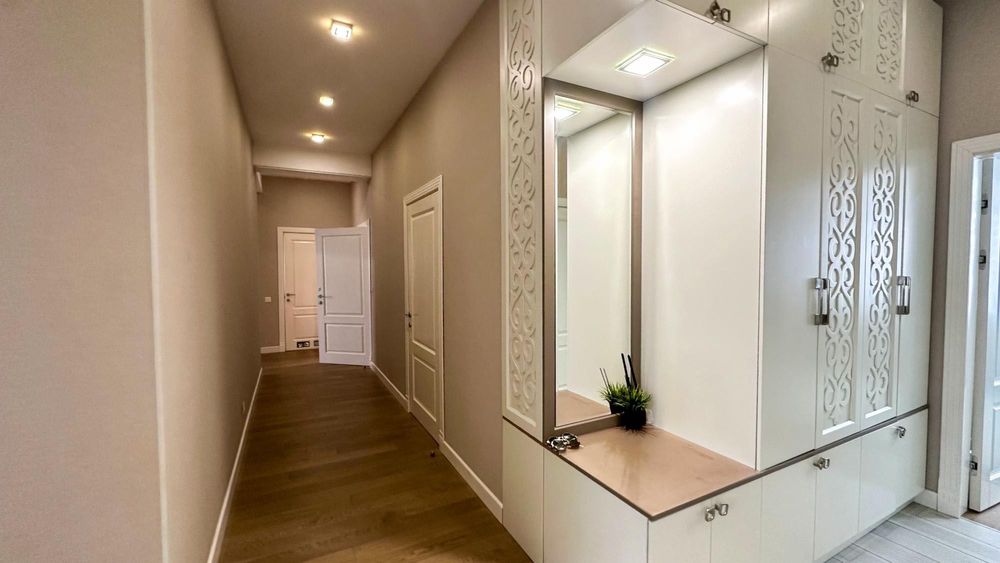 4-х ком в доме Гаку, Владислав ИмпериЯ