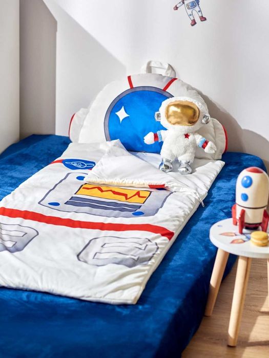 Спален чувал 60см × 125см