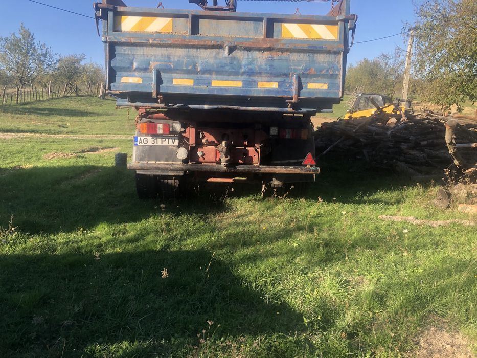 Man de vanzare 4x4 plus macara