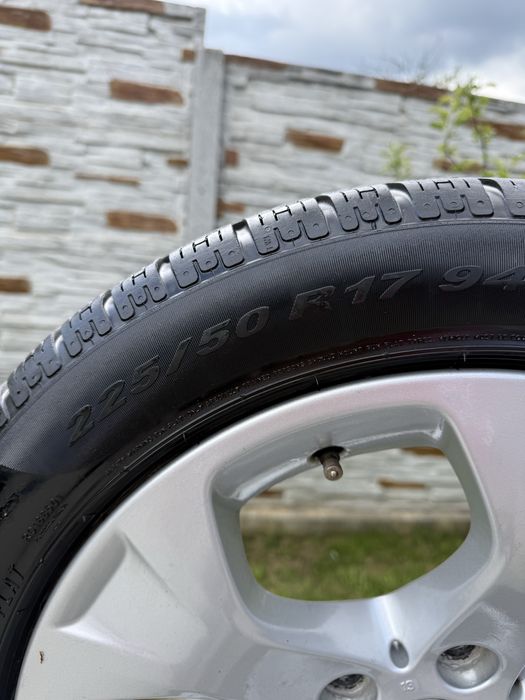Jante BMW Echipate Cu Anvelope Pirelli Run Flat 225/50 R17