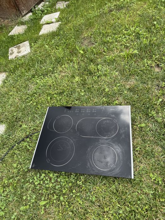 Plita electrica pe Inductie